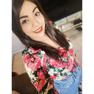 Meet your Posher, Alexis